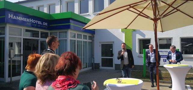 Eröffnung Hammerhotel in der südlichen Neustadt